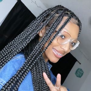 Meet your Posher, Megan